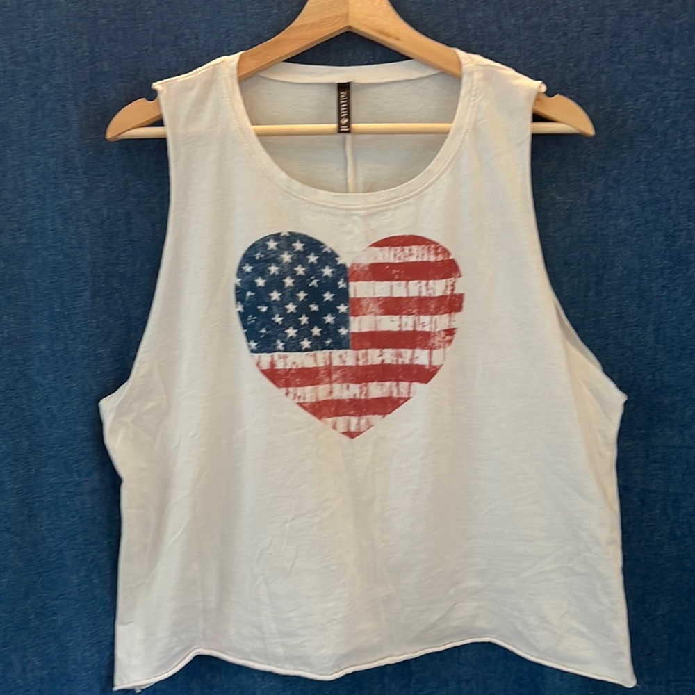 Full Tilt American Flag Heart Tank Top. Size XL.